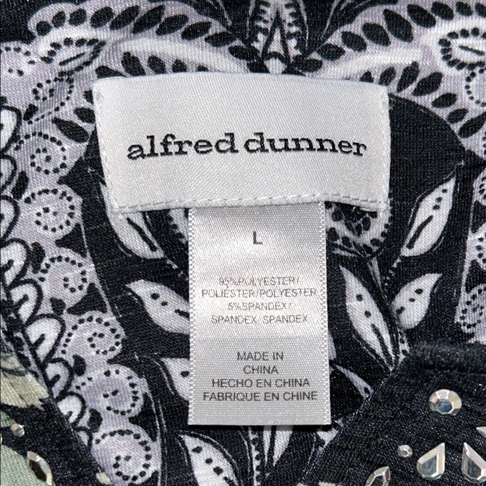 Alfred Dunner Black and Red Floral Paisley Long Sleeve Top - Picture 10 of 13